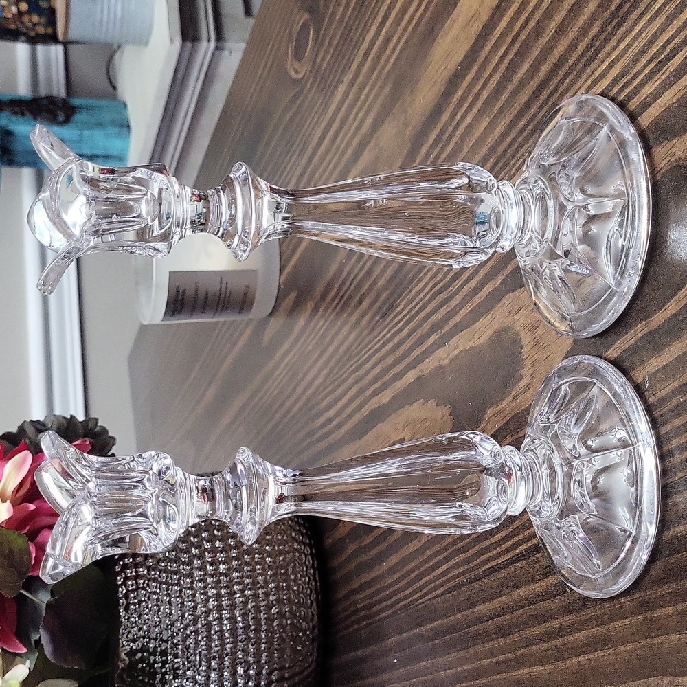 Crystal - Picture 1 of 2